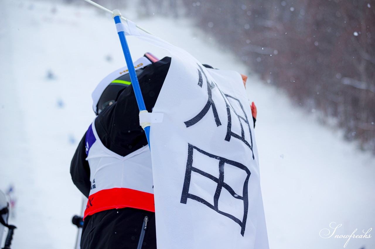 女子モーグルスキーヤー・畑田繭 -Mayu Hatada-　北海道を拠点に全国各地のモーグル大会を転戦する女性スキーヤーをご紹介します(^^)/